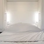 Charming Studio Near Montmartre