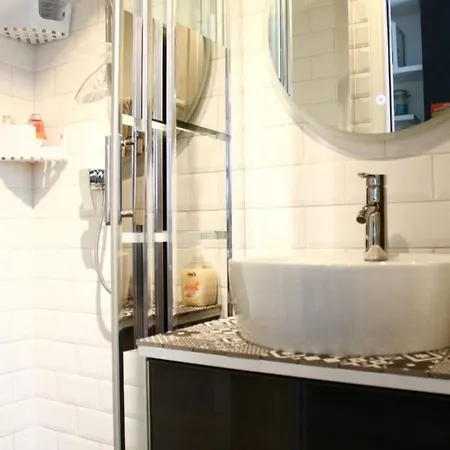 Apartment Charming Studio Near Montmartre Paris